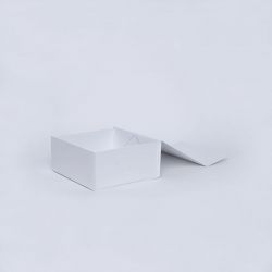 Scatola magnetica personalizzata Wonderbox 35x35x15 CM | WONDERBOX | CARTA STANDARD | STAMPA SERIGRAFICA SU UN LATO IN DUE CO...