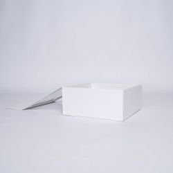 Boîte aimantée personnalisée Clearbox 22x22x10 CM | CLEARBOX | IMPRESSION NUMERIQUE ZONE PRÉDÉFINIE